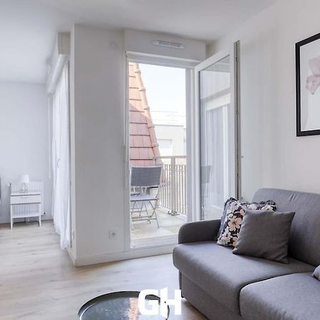Le Season - Bel Appartement - Proche Disney & Paris Rer E ヴィリエ・シュル・マルヌ エクステリア 写真